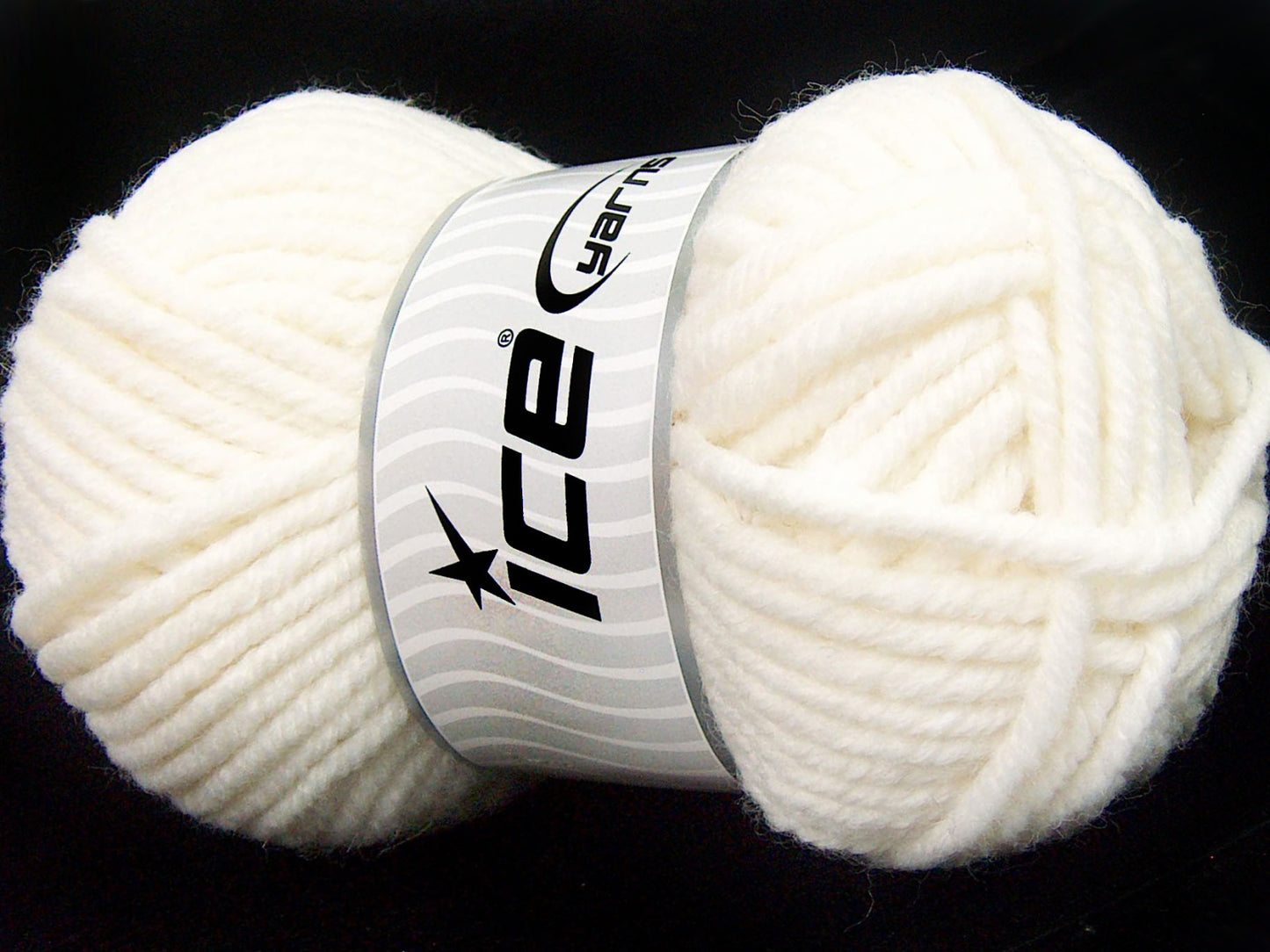 Lot of 4 x 100gr Skeins Ice Yarns ELITE WOOL SUPERBULKY (50% Wool) Yarn White