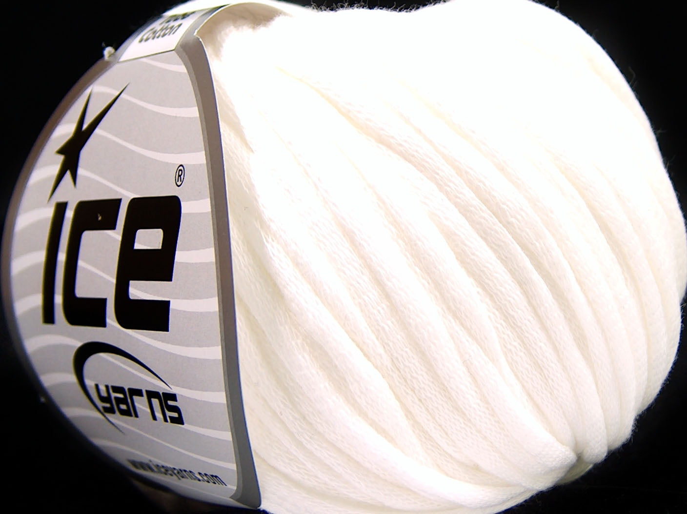 Lot of 8 Skeins Ice Yarns TUBE COTTON (70% Cotton) Hand Knitting Yarn White