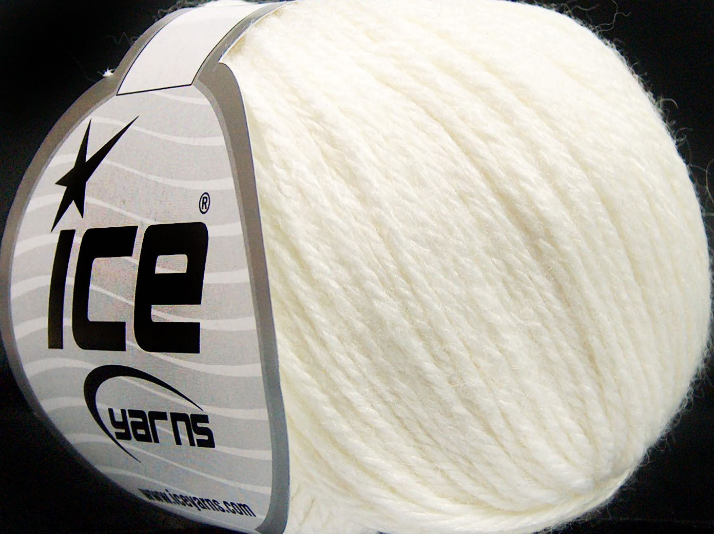 Lot of 8 Skeins Ice Yarns BABY MERINO SOFT DK (40% Merino Wool) Yarn White