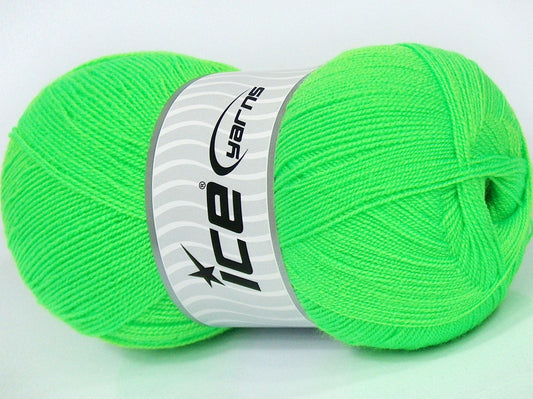 Lot of 4 x 90gr Skeins Ice Yarns SALE PLAIN Hand Knitting Yarn Green