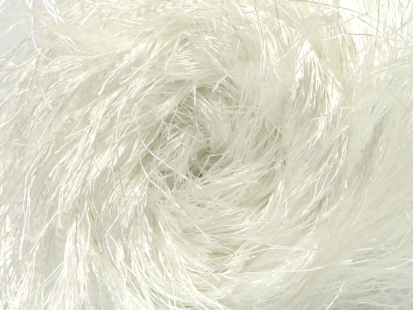 Cils volumineux