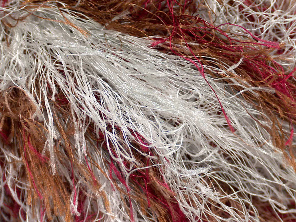 Cils longs colorés
