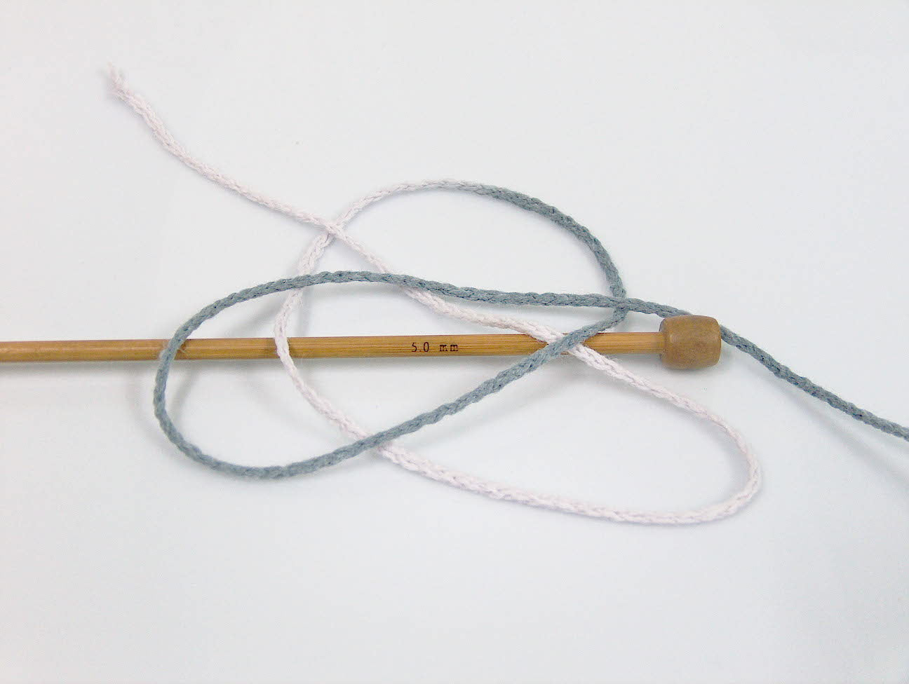 Saver Chain Color Black, Grey, White fnt2-64464