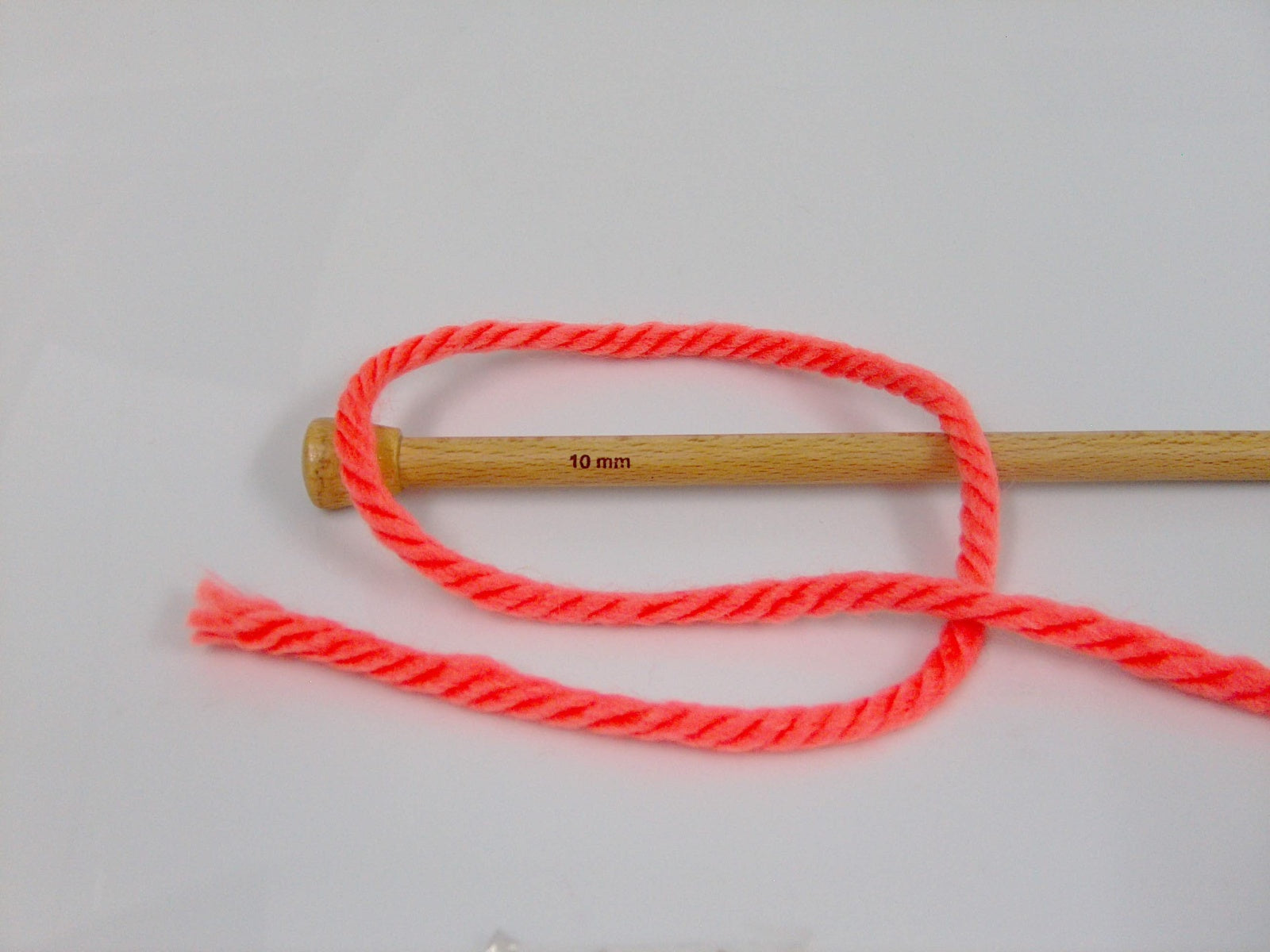 Superwash Wool Jumbo Neon Orange fnt2-65692