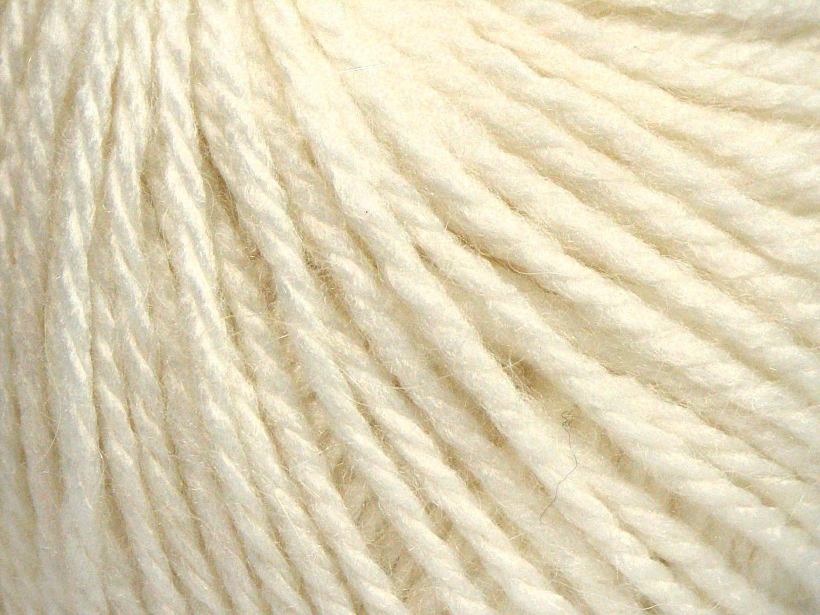 Alpaca Light Off White Sku:fnt2-67966