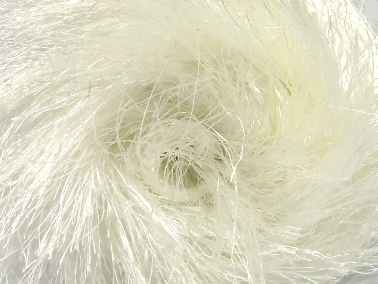 Cils volumineux