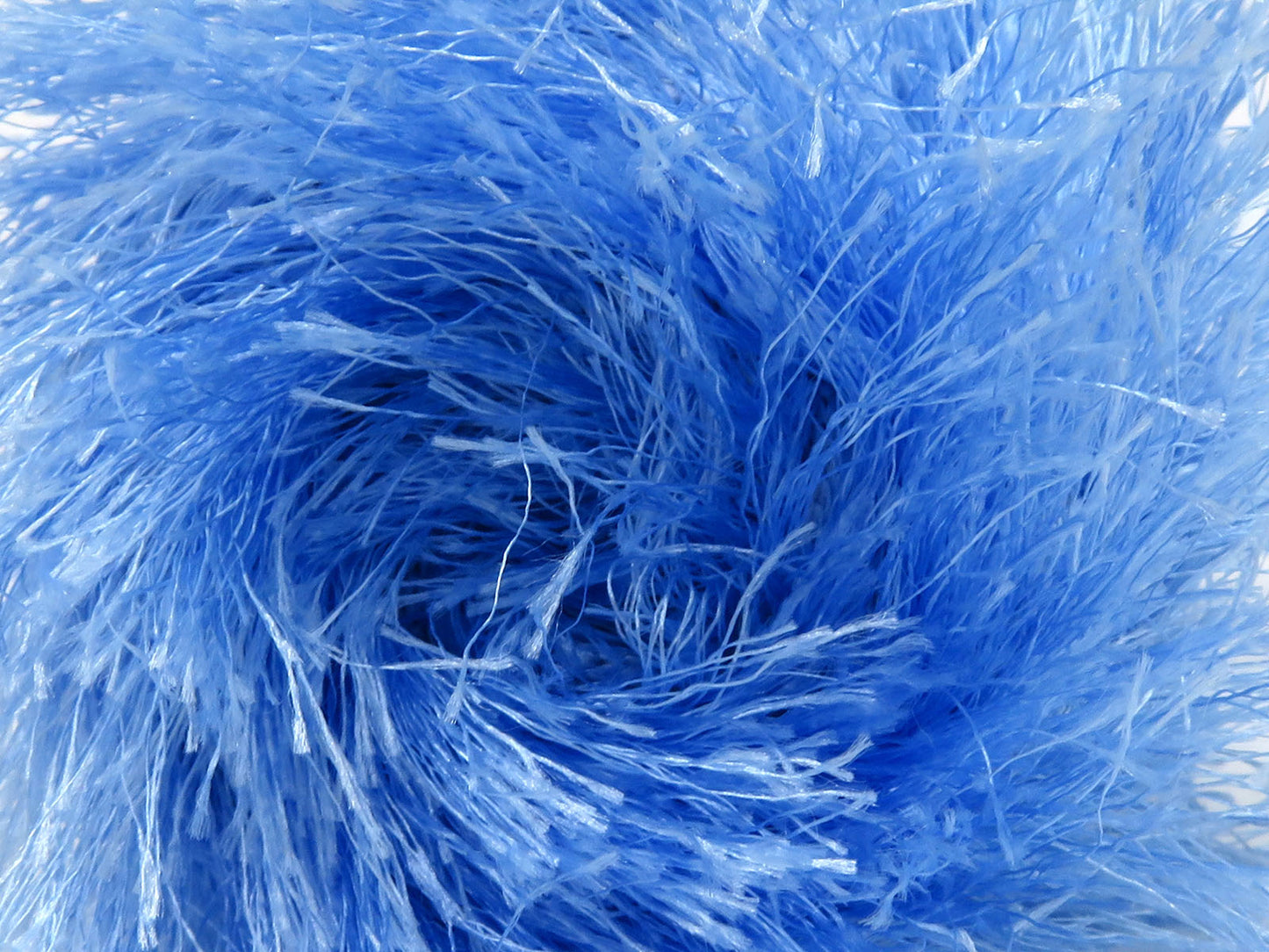 Cils volumineux