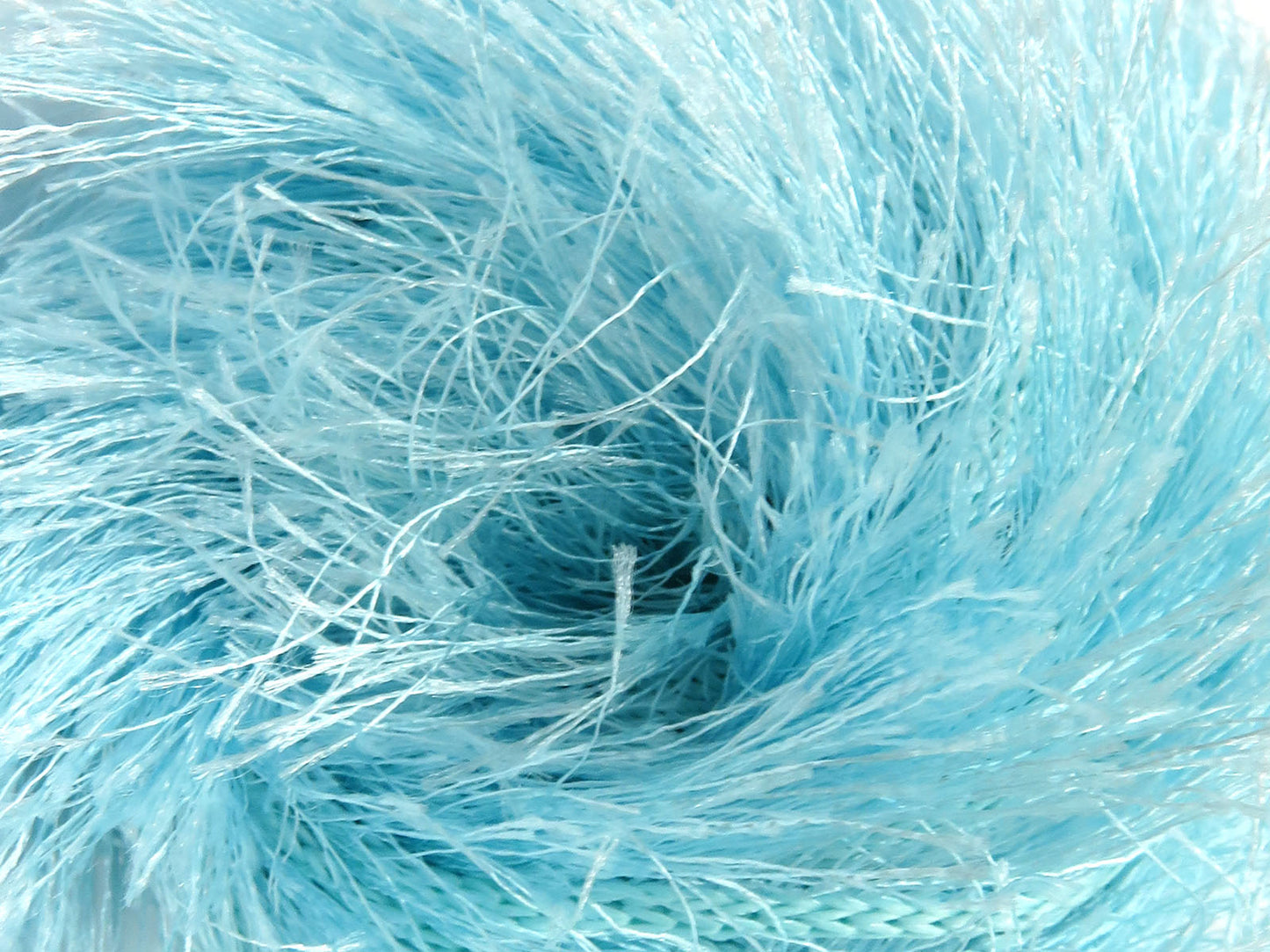 Cils volumineux