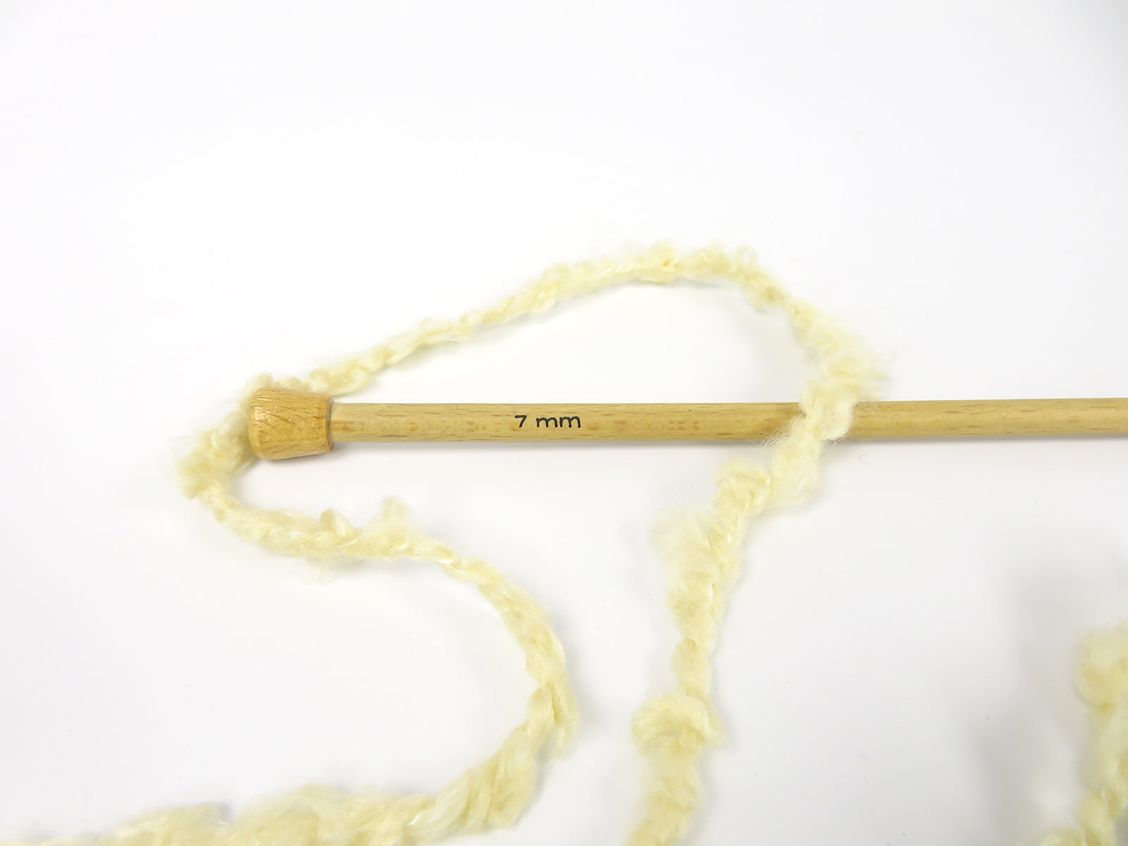 Cloudy Dark Cream fnt2-82940