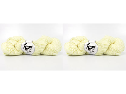Hand Dyed Merino Extrafine Cream fnt2-84201