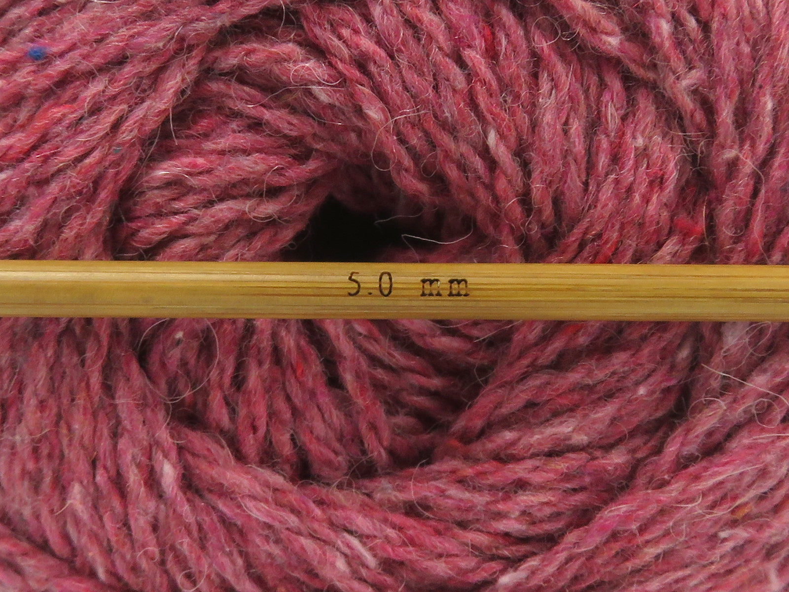 Recycled Wool Dark Orchid fnt2-84343