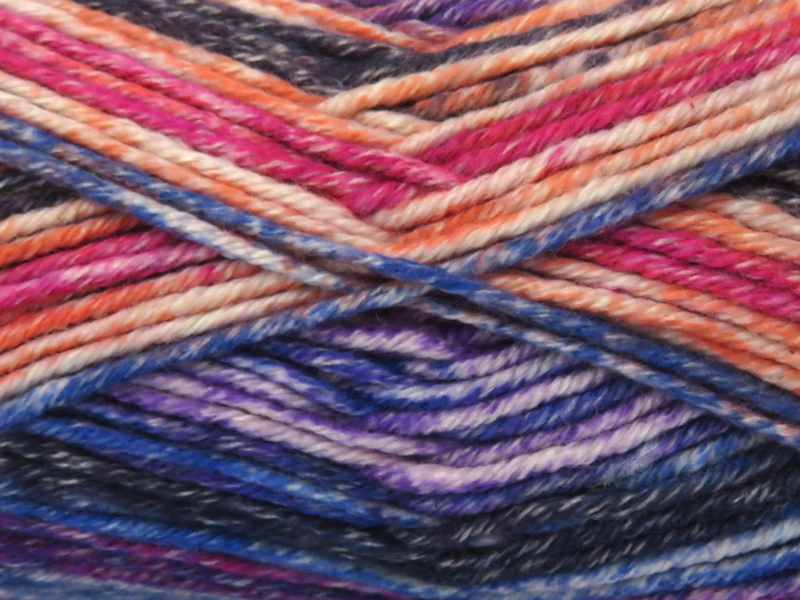 Cottonac Spray Blue Shades, Orange, Black, Brown, Fuchsia fnt2-84631